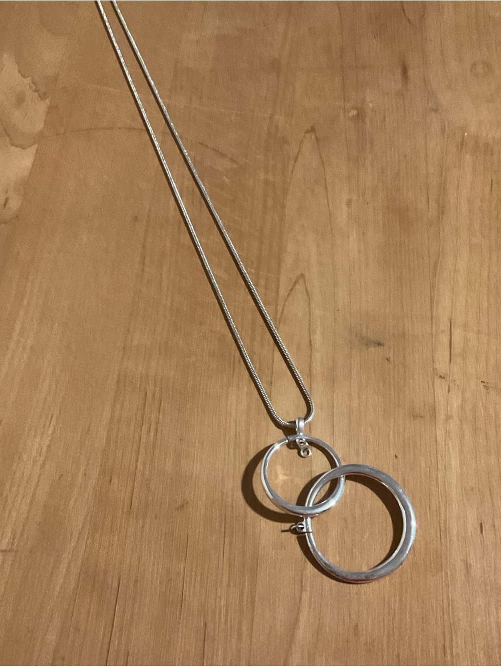 Elegant Double Circle Pendant Necklace - Silver